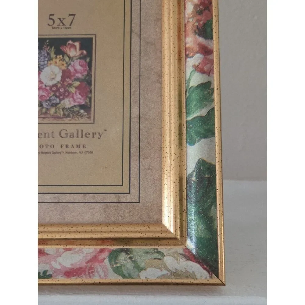 Regent Floral Picture Frame